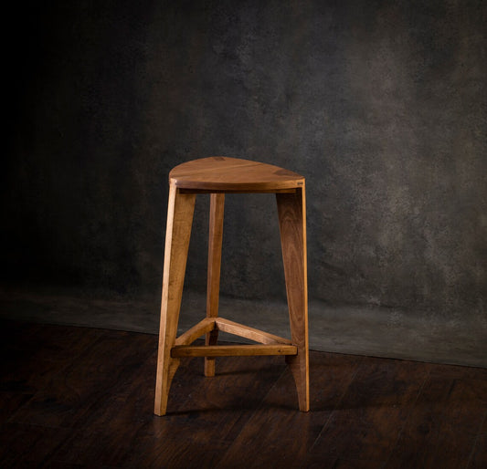 Sgabello da bar in legno di noce - seduta piatta