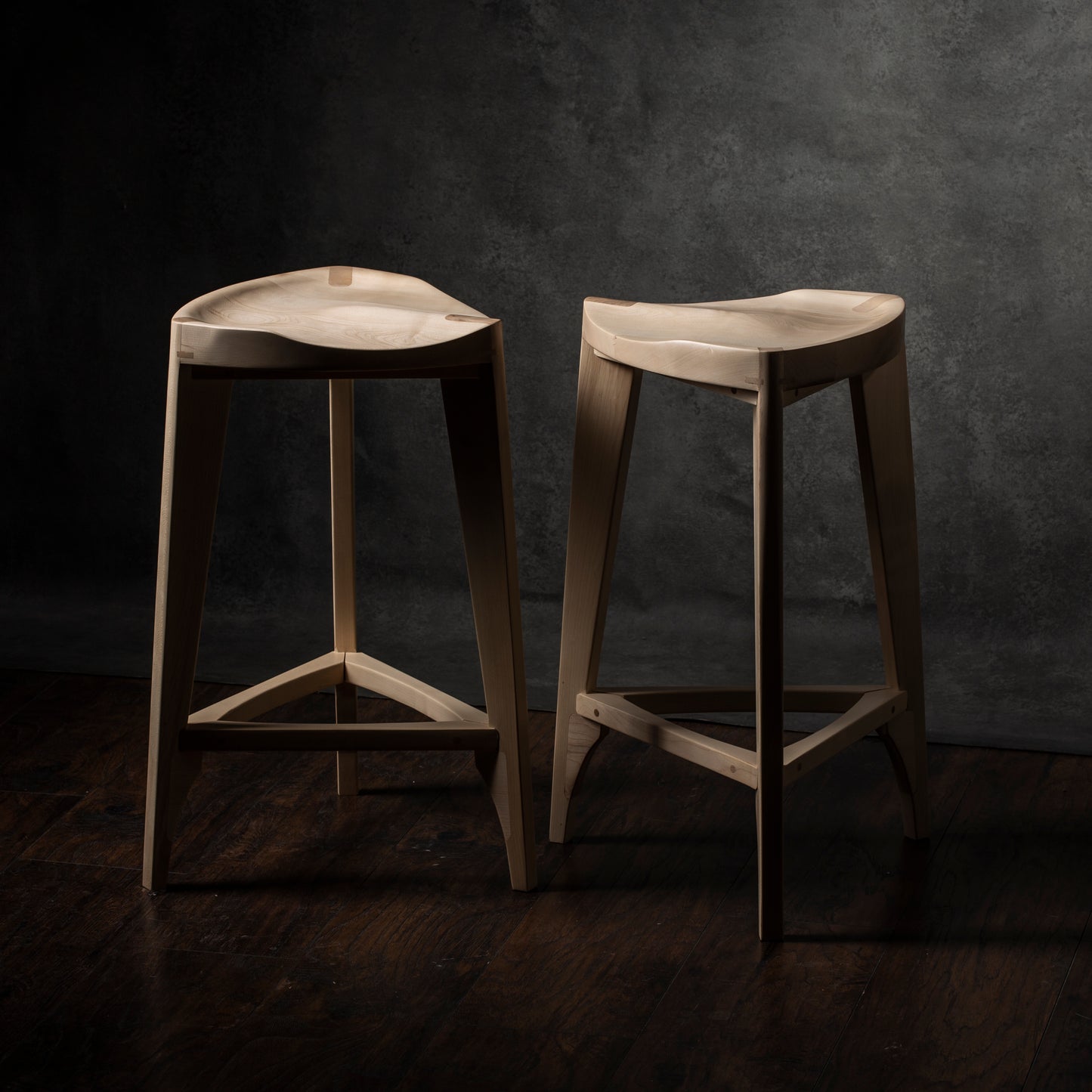 Sgabello da bar in legno di acero Terza