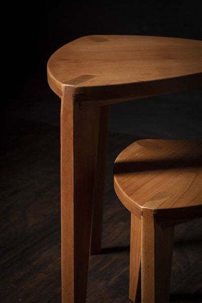 Sakura Heimen - Sgabello a tre gambe in legno di ciliegio - Legno duro