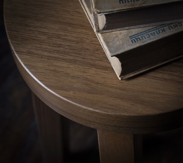 Comodino in noce massello - Tavolino laterale, sgabello da comodino, comodino, mobile minimalista fatto a mano, sgabello in legno, finitura a olio naturale