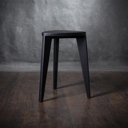Sumi - Sgabello in legno nero - Seduta minimalista triangolare bruciata - Mobili decorativi moderni fatti a mano, sgabello laterale in legno massello, Japandi Interior