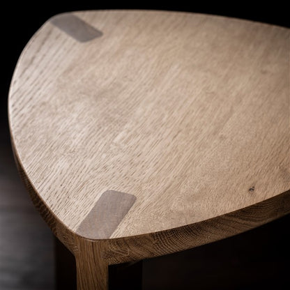 Sgabello da bar in legno di quercia con seduta piatta