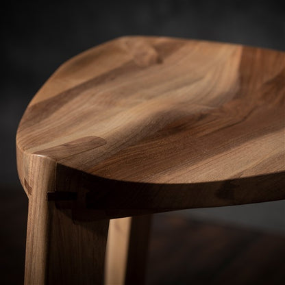 Kurumi Oku Natur L - Sgabello a tre gambe in legno di noce naturale europeo