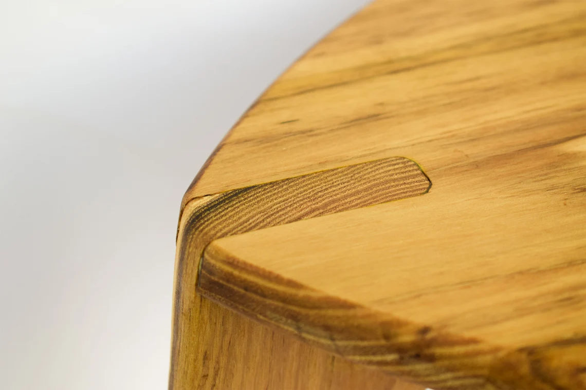 Acacia a tre zampe Nise Heimen M30