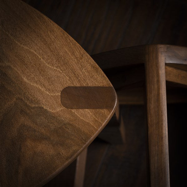 Kurumi Hira - Sgabello a tre gambe in legno di noce