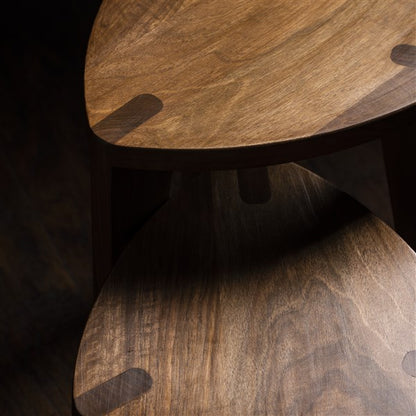 Kurumi Hira - Sgabello a tre gambe in legno di noce